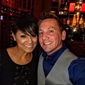 Meet your Posher, Yanet